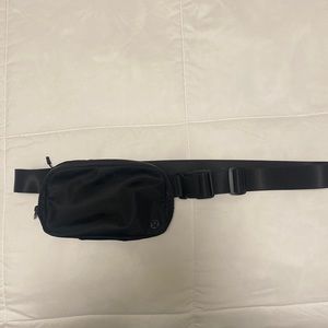 Lululemon belt bag